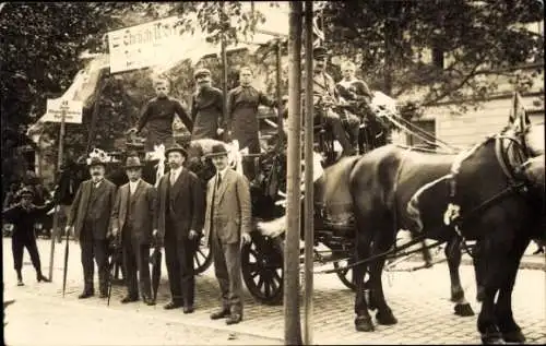 Foto Ak Karlsruhe in Baden, Festwagen, Handwerkertag 1927