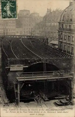 Ak Paris VI, Metropolitan Railway – Deck des Viadukts Boulevard Barbes
