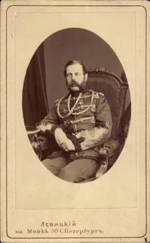 CdV Zar Alexander II, Kaiser von Russland, Portrait in Uniform um 1860