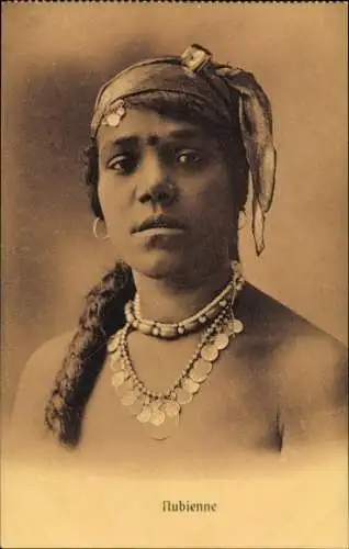 Ak Ägypten, Frau in Tracht, Portrait, Halskette