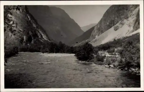 Ak Norwegen, Im Nærøytal Nærøydalen auf dem Weg nach Stalheim