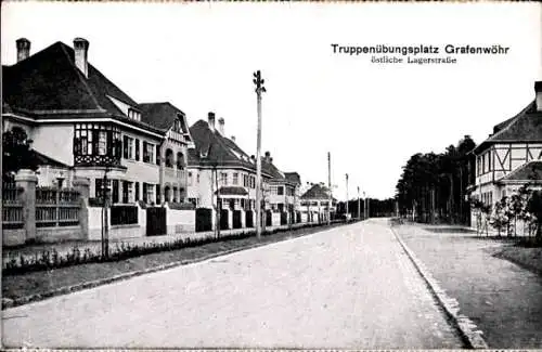 Ak Grafenwöhr im Oberpfälzer Hügelland Bayern, Truppenübungsplatz, östliche Lagerstraße