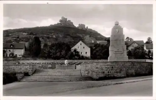 Ak Flossenbürg in der Oberpfalz, Ehrenmal