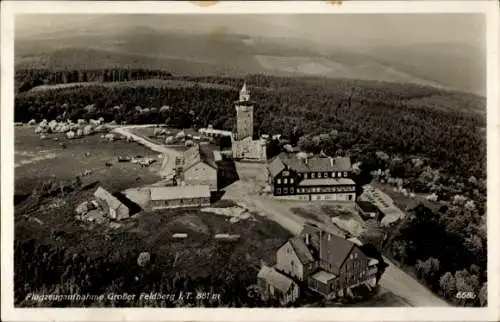 Ak Niederreifenberg Schmitten im Taunus, Großer Feldberg, Flugzeugaufnahme, Feldberghof