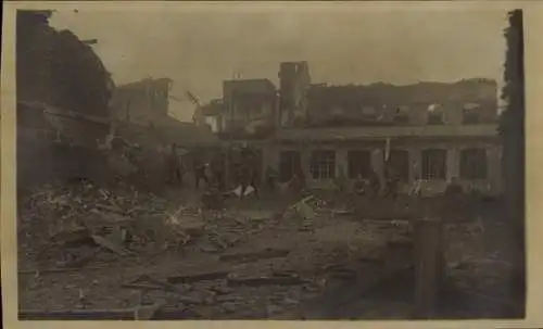 Foto Ak Frankreich, Kriegszerstörungen, I. WK