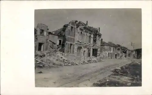 Foto Ak Frankreich, Kriegszerstörungen, I. WK