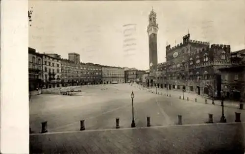 Foto Ak Siena Toscana, Platz, Turm