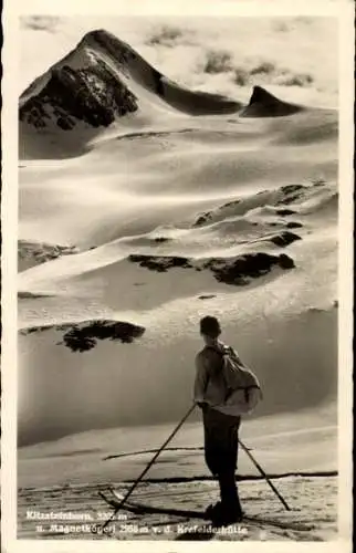 Ak Kaprun in Salzburg, Kitzsteinhorn und Magnetkögerl von der Krefelderhütte, Skifahrer