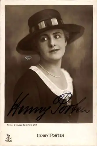 Ak Schauspielerin Henny Porten, Portrait, Autogramm,  Hut, RPH 157 3