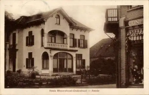 Ak Neede Berkelland Gelderland, Hoek Nieuwstraat-Oudestraat