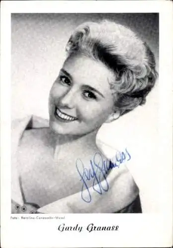 Ak Schauspielerin Gardy Granass, Portrait, Autogramm