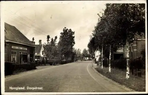 Ak Hoogland Amersfoort Utrecht Niederlande, Dorfstraße, Geschäftshaus