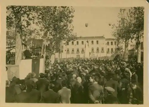 Fotorede von Herrn Maginot