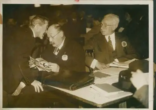 Foto im Palais de la Mutualite, Französischer Sozialistischer Kongress, Herr Renaudel