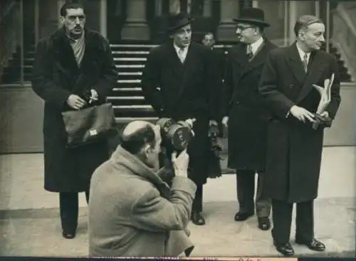 Foto Paris, Conseil Extraordinaire des Ministres pour la Baisse des Prix, Jean Letourneau