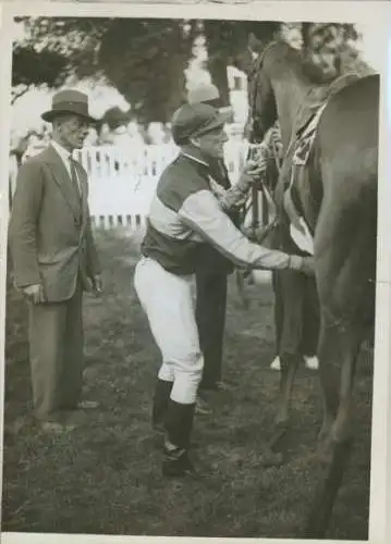 Foto Deauville Calvados, Jockey F. Keogh mit Rennpferd