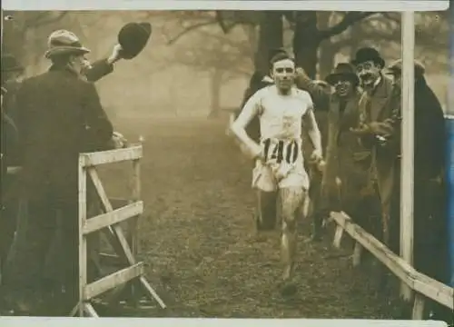 Foto Paris XVI, Croix Catelan, Läufer Jacques Keyser, Startnummer 140, 1914