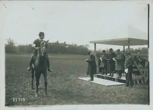 Foto Paris XVI, Bagatelle, Pferderennen 1914