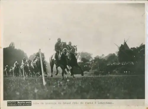 Foto Paris XVI, Hippodrome de Longchamp, Prix de Paris, Pferderennen