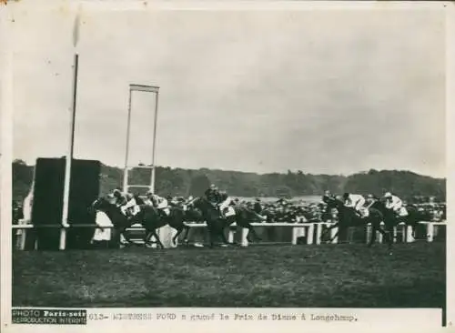 Foto Paris XVI, Hippodrome de Longchamp, Prix de Diane, Pferderennen, Mistress Ford