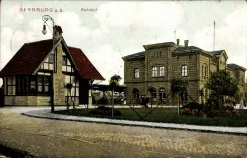 Ak Bernburg an der Saale, Bahnhof