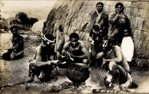 Ak Afrika, Native Life, A Dinner of Mealie pap