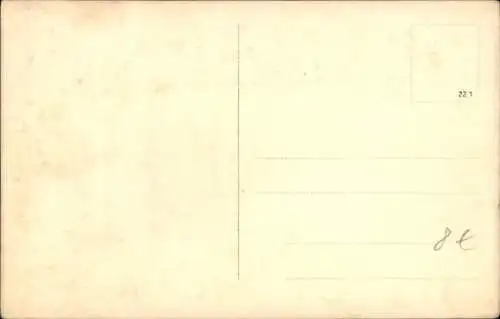 Foto Ak Mädchen in der Schule am Schreibpult