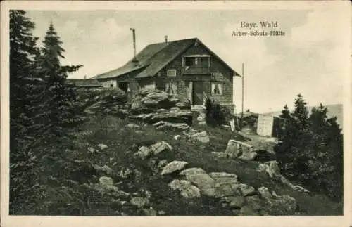 Ak Bayerisch Eisenstein in Niederbayern, Arber Schutzhütte, Außenansicht, Bayrischer Wald