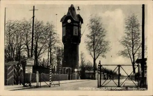 Ak Döberitz im Havelland, Truppenübungsplatz, Nordtor, Lager, Turm