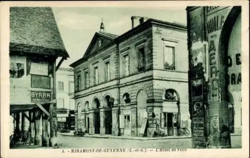 Ak Miramont-de-Guyenne Lot et Garonne, L'Hotel de Ville, Byrrh