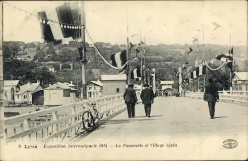 Ak Lyon Rhône, Exposition Internationale 1914, La Passerelle et Village Alpin