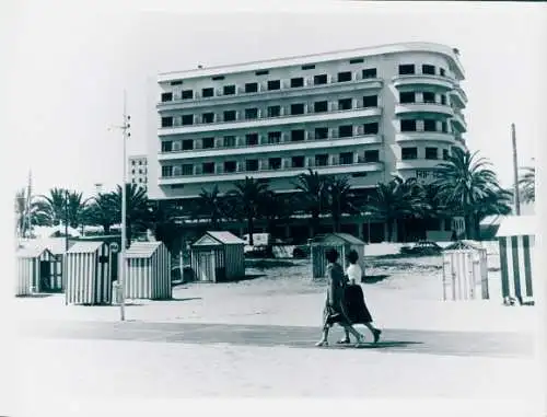 Foto Filmszene Tanger, die Stadt mit den zwei Gesichtern, Hotel, BRD 1952, Jordan J. von Boyadjieff