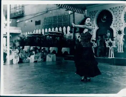 Foto Filmszene Barcelona, Tänzerin, BRD 1952, Jordan J. von Boyadjieff