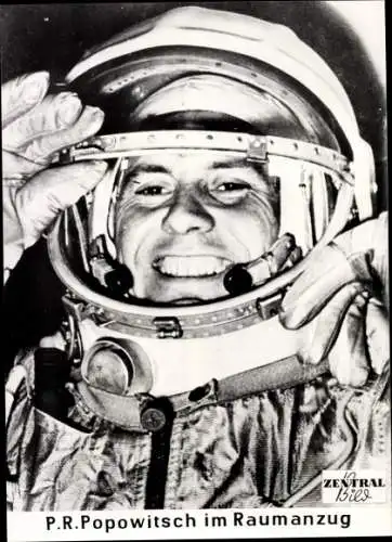 Foto Sowjetische Raumfahrt, Kosmonaut Pawel Popowitsch im Raumanzug
