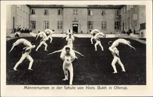 Ak Ollerup Fyn Dänemark, Männerturnen in der Schule von Niels Bukh
