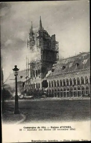 Ak Ypres Ypern Flandern, Incendie des Halles 1914, Ruines