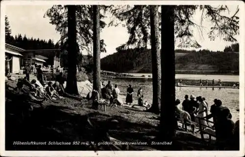 Ak Schluchsee im Schwarzwald, Strandbad, größter Schwarzwaldsee, Badegäste