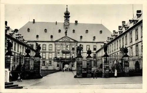 Ak Fulda in Hessen, Schloss, Außenansicht