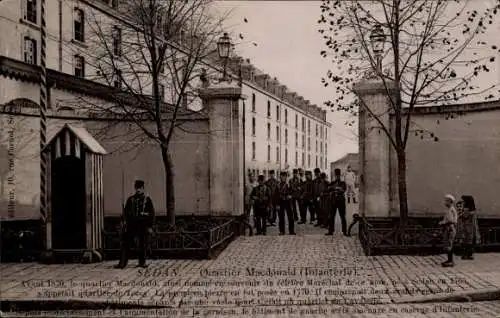 Ak Sedan Ardennes, Kaserne, Soldaten, Wache