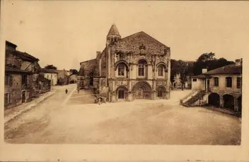 Ak Saintes Charente Maritime, Kirche der Abtei der Damen von Notre Dame