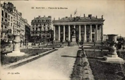 Ak Nantes Loire Atlantique, Place de la Bourse