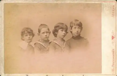 Kabinett Foto Meran Merano Südtirol, Vier Kinder, Eduard, Paul, Oscar, August, 1887