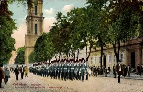 Ak Potsdam in Brandenburg, Breitestraße, Aufziehende Schlosswache