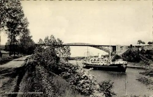 Ak Kiel Schleswig Holstein, Alte Levensauer Hochbrücke, Dampfer