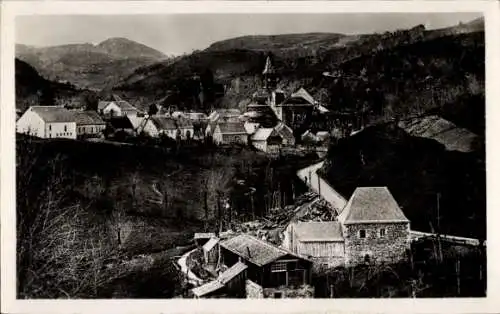 Ak Orcival Puy de Dôme, vue generale prise de la scierie