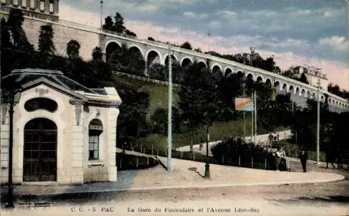 Ak Pau Pyrénées-Atlantiques, La Gare du Funiculaire et l'Avenue Leon-Say