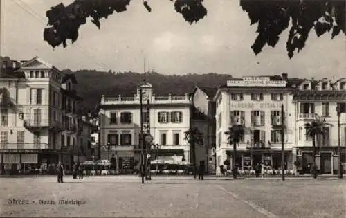 Ak Stresa Borromeo Lago Maggiore Piemonte, Piazza Municipio