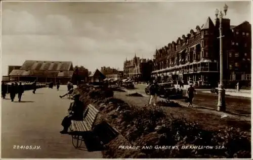 Ak Bexhill on Sea Sussex England, Parade, Gärten
