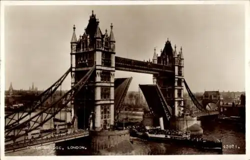 AK London City England, Tower Bridge