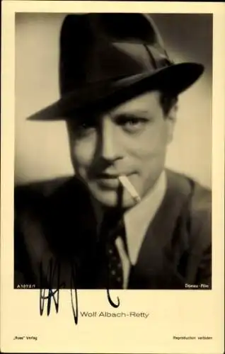 Ak Schauspieler Wolf Albach-Retty, Portrait, Zigarette, Hut, Autogramm